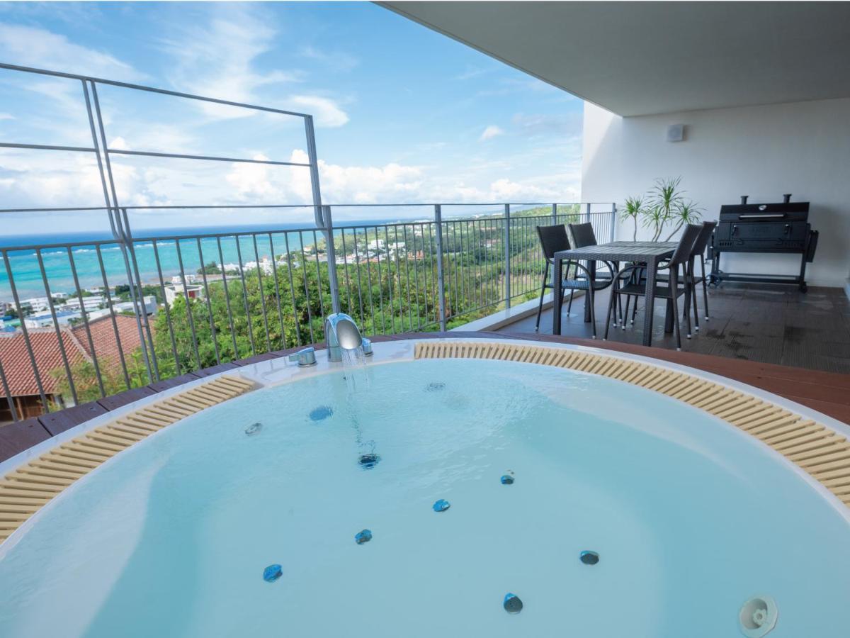 T-room Villa *